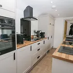 Victroneen * Whitehaven