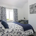 Victroneen * Whitehaven