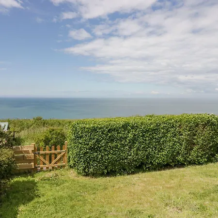 Victroneen Whitehaven